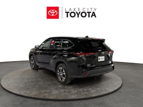 New 2026 Toyota Highlander XLE AWD/4WD image 4