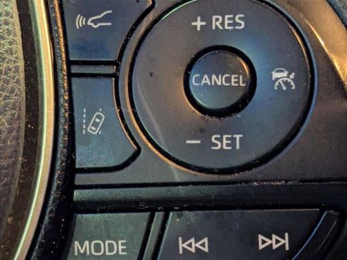 Used 2020 Toyota Corolla SE FWD image 10