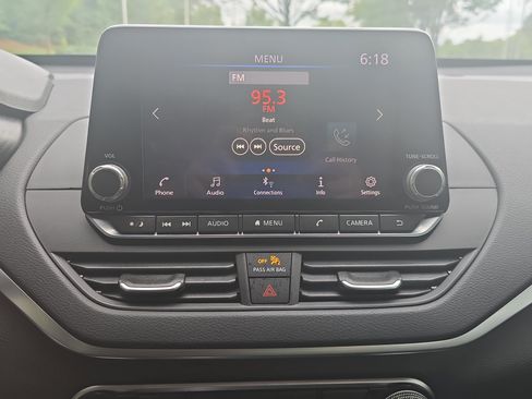 Used 2019 Nissan Altima 2.5 S FWD image 19