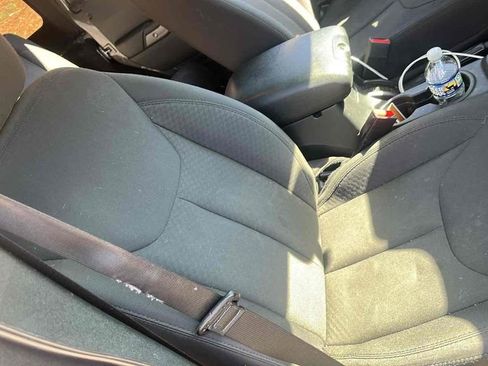 Used 2018 Jeep Wrangler Unlimited Sport S image 16