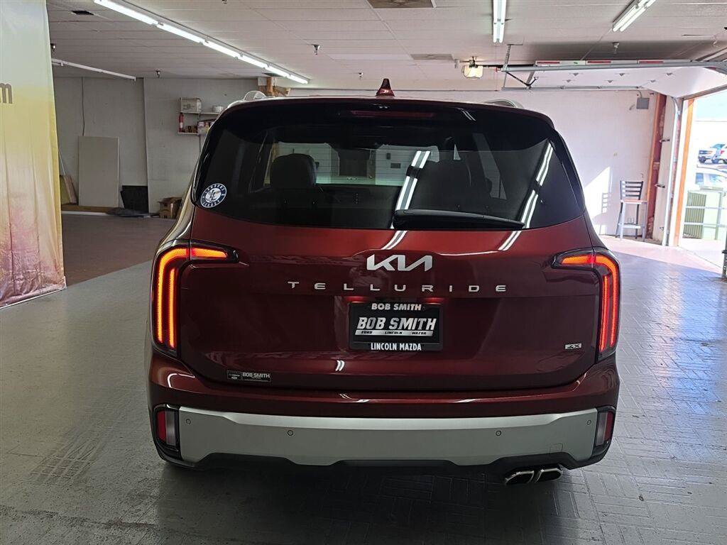 Used 2024 Kia Telluride SX Prestige AWD/4WD image 18