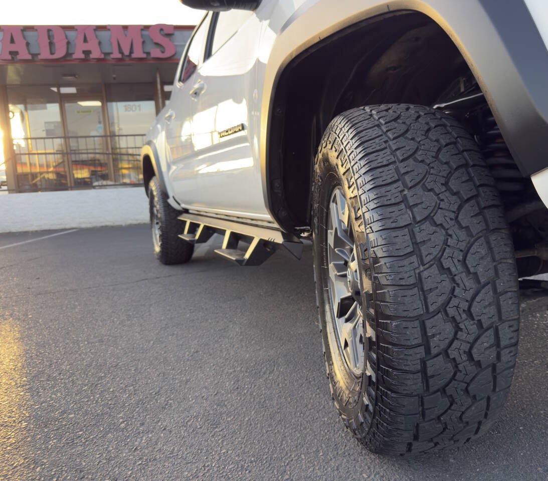 Used 2021 Toyota Tacoma TRD Off-Road w/ TRD Premium Off Road Package AWD/4WD image 27