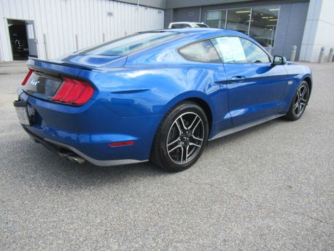 Used 2018 Ford Mustang GT RWD image 5