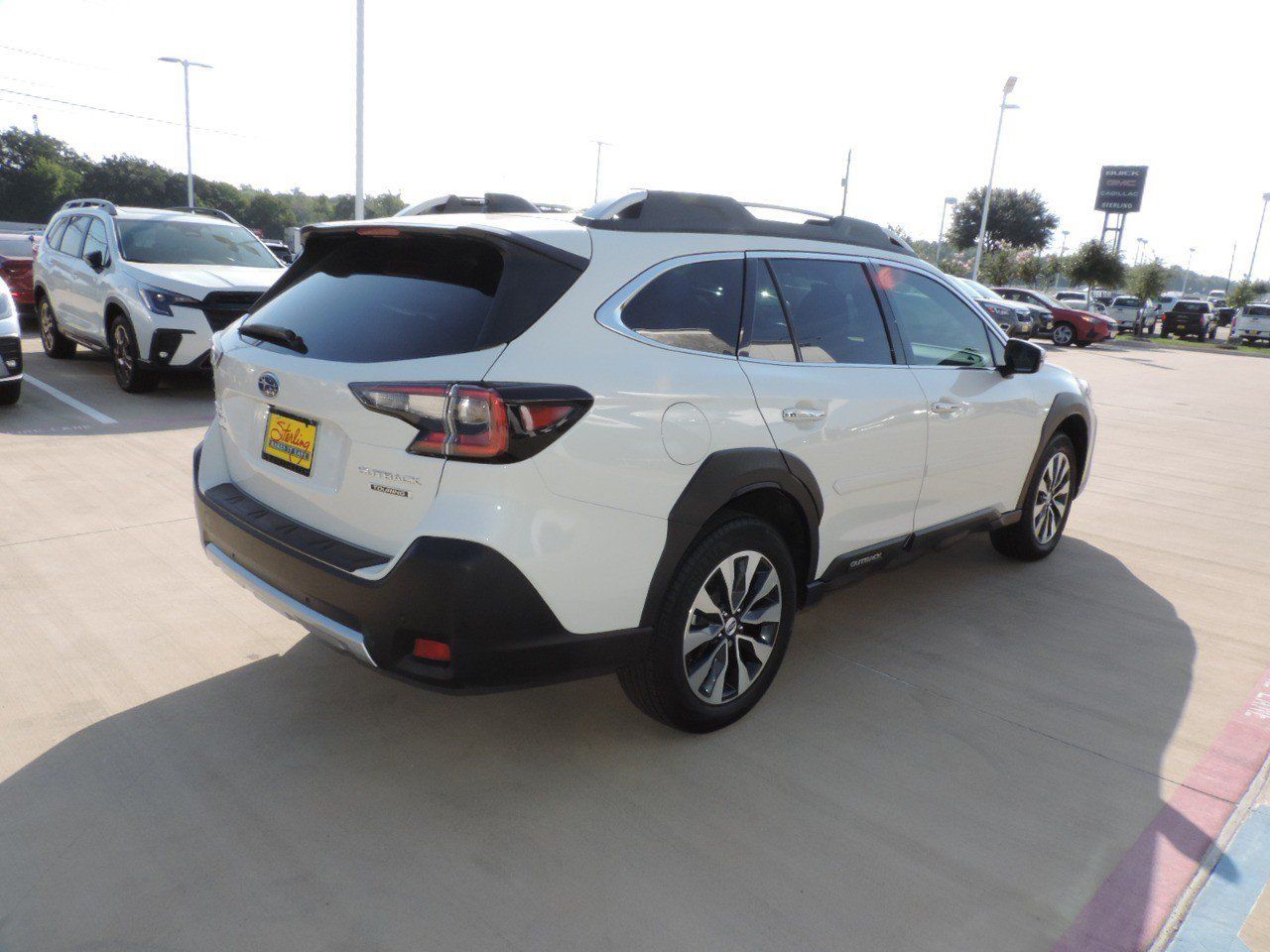 Used 2025 Subaru Outback Touring AWD/4WD image 5