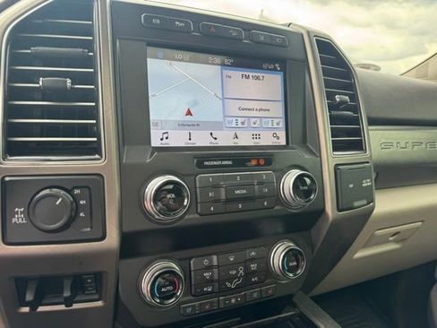 Used 2019 Ford F350 Limited image 17