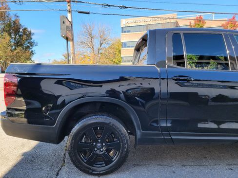 Used 2019 Honda Ridgeline Black Edition image 11