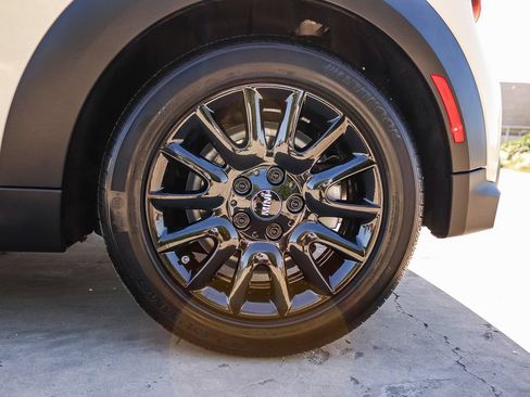 Used 2023 MINI Cooper 2-Door Hardtop FWD image 14