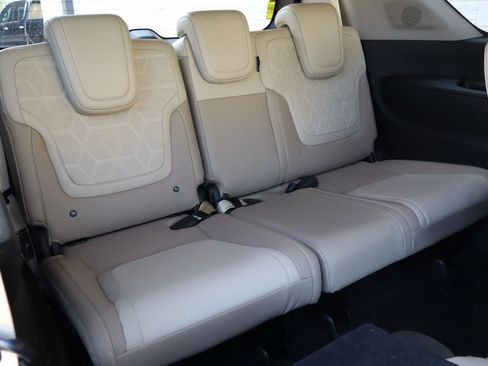 Used 2025 Nissan Armada Platinum RWD image 20