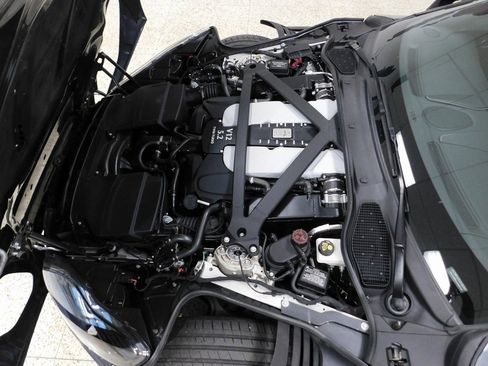 Used 2020 Aston Martin DB11 AMR image 22