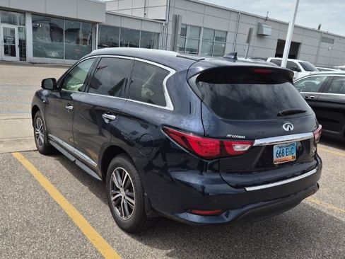 Used 2017 INFINITI QX60 Luxe w/ Premium Plus Package AWD/4WD image 3