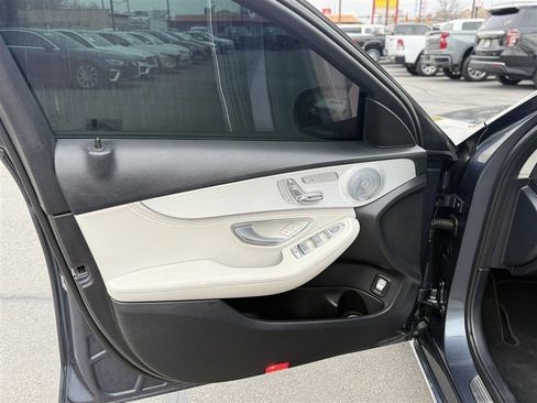 Used 2016 Mercedes-Benz C 300 4MATIC Sedan image 16