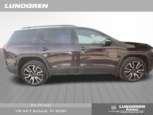 Used 2021 GMC Acadia SLE w/ Driver Convenience Package image 2