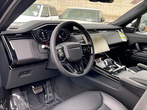 New 2026 Land Rover Range Rover Sport Dynamic SE AWD/4WD image 8