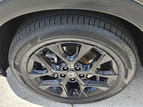 Used 2024 Honda HR-V Sport image 9