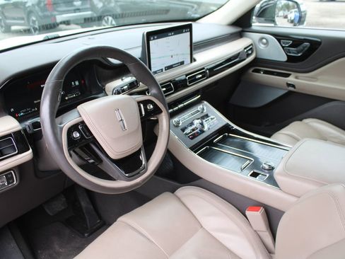 Used 2021 Lincoln Aviator Reserve w/ Equipment Group 201A image 26