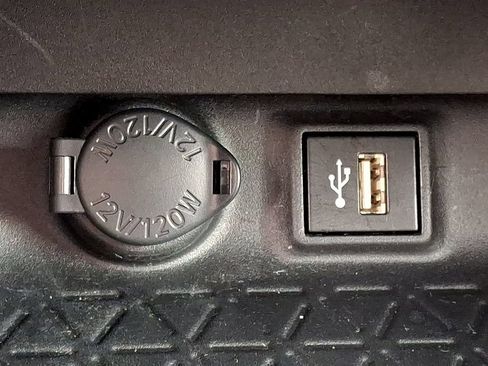 Used 2024 Toyota RAV4 LE AWD/4WD image 26