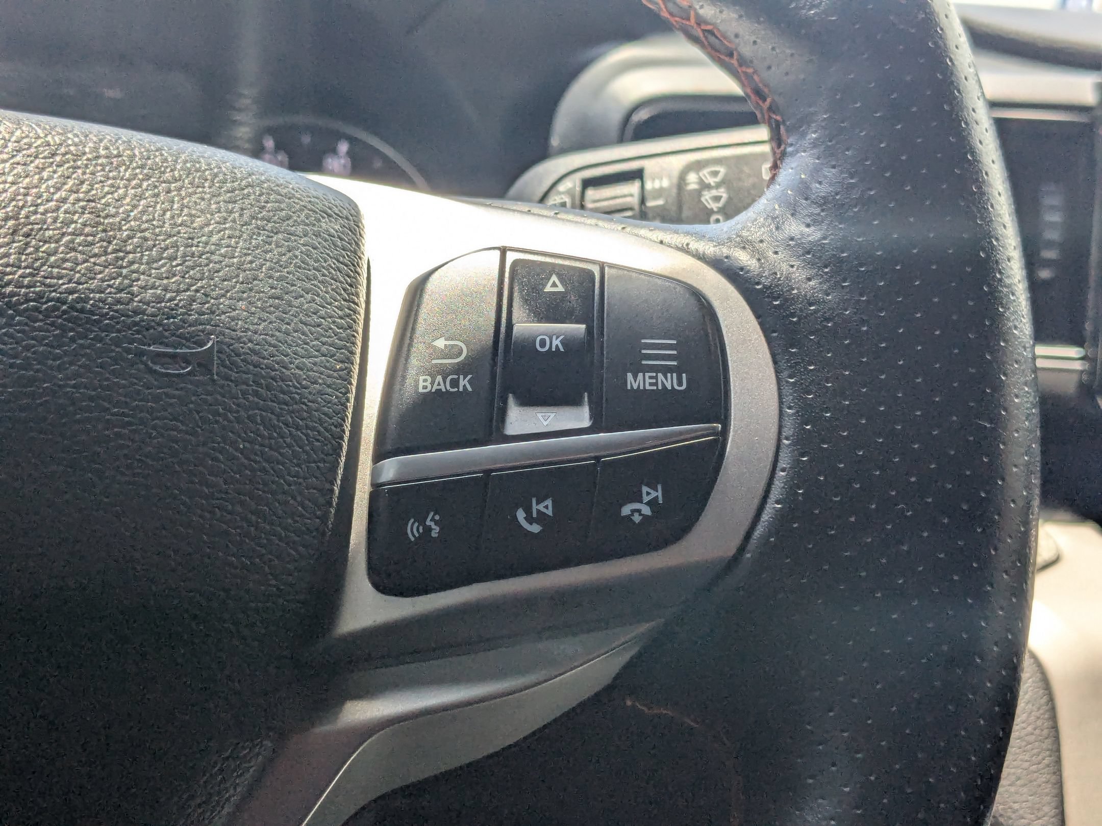 Used 2022 Ford Explorer Timberline w/ Timberline Technology Package AWD/4WD image 23