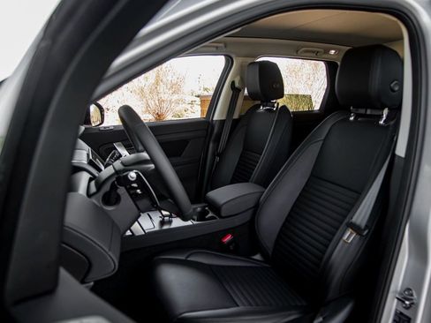 New 2024 Land Rover Discovery Sport S image 13