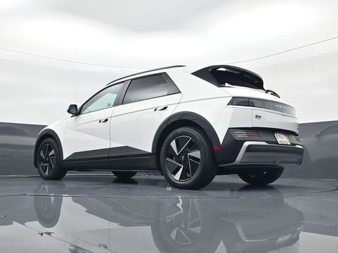 New 2025 Hyundai Ioniq 5 SEL image 27