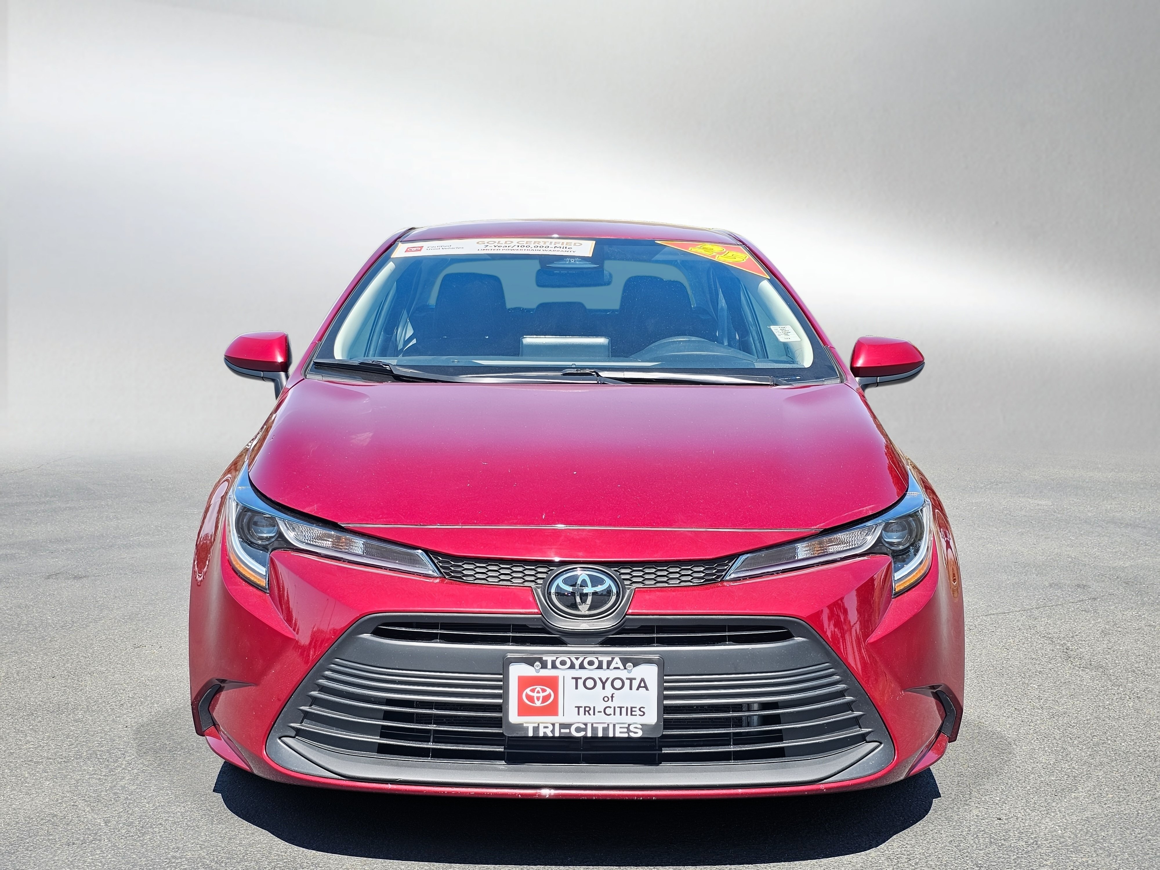 Certified 2025 Toyota Corolla LE FWD image 9