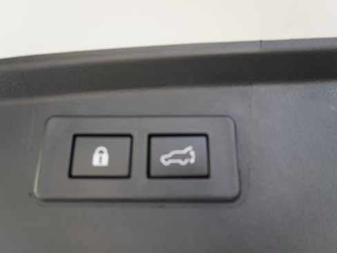 Used 2025 Subaru Outback Premium image 27