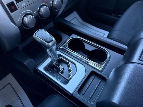 Used 2018 Toyota Tundra SR5 image 36