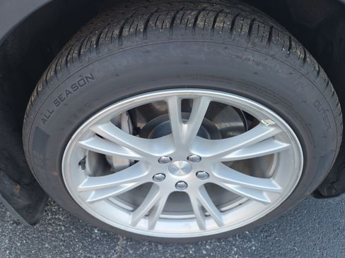 Used 2023 Tesla Model Y AWD image 10