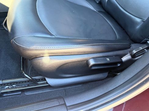 Used 2016 MINI Cooper Clubman image 13