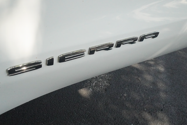 Used 2024 GMC Sierra 1500 SLT RWD image 43