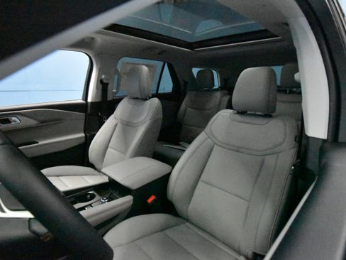 New 2026 Ford Explorer Active w/ Active Comfort Package image 19