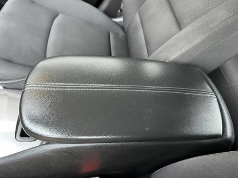 Used 2023 Chevrolet Malibu LT FWD image 43