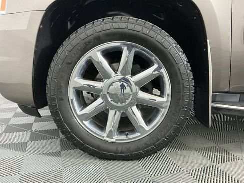 Used 2012 GMC Yukon XL Denali image 36