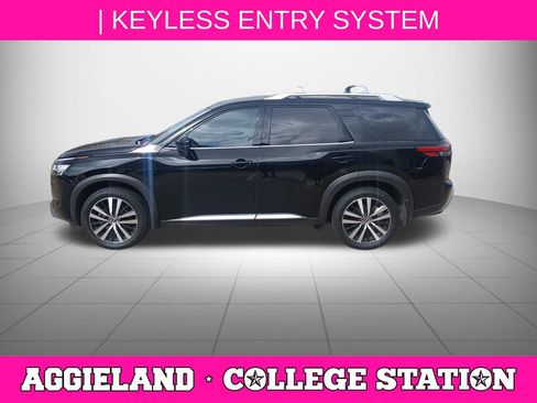 Certified 2024 Nissan Pathfinder Platinum w/ Cargo Package image 7