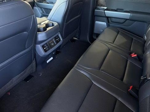 New 2026 Ford F250 Lariat w/ Tremor Off-Road Package AWD/4WD image 13