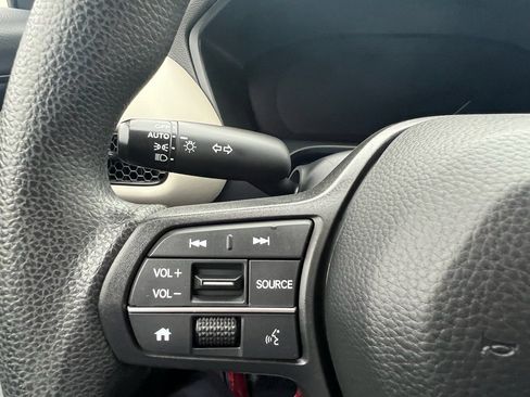 Used 2023 Honda HR-V LX image 21