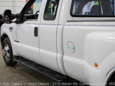 Used 2000 Ford F350 XLT image 22