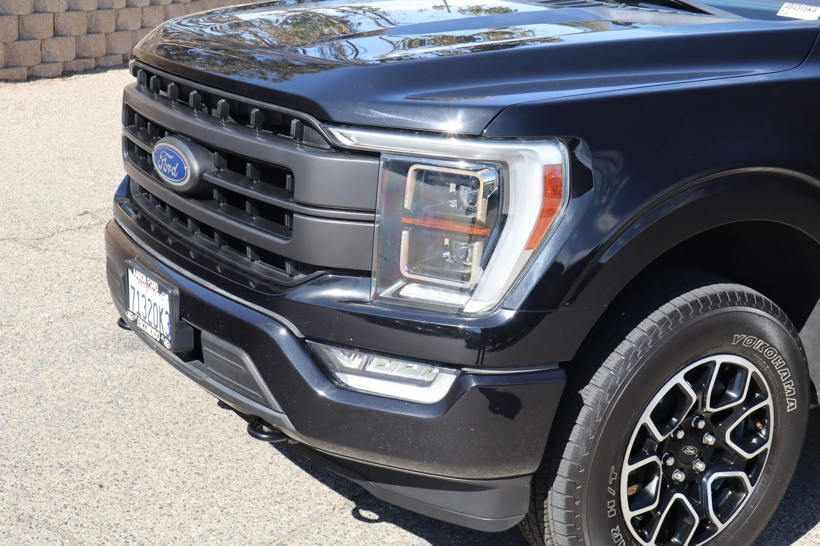 Used 2021 Ford F150 Lariat w/ Equipment Group 502A High AWD/4WD image 8