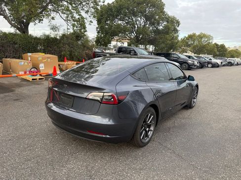 Used 2023 Tesla Model 3 Standard Range RWD image 3