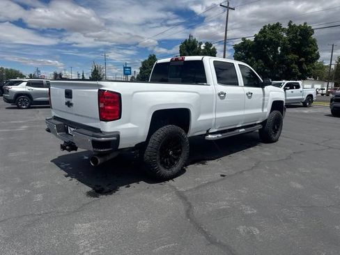 Used 2018 Chevrolet Silverado 2500 LTZ w/ Duramax Plus Package AWD/4WD image 4