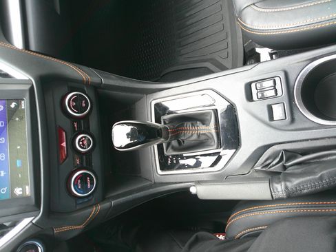 Used 2018 Subaru Crosstrek 2.0i Limited image 31