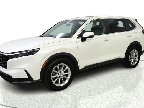 Used 2024 Honda CR-V EX image 3