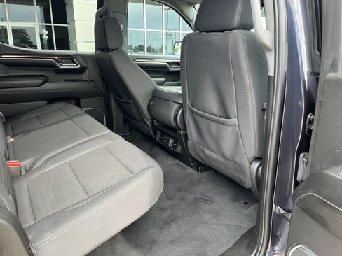 Used 2024 Chevrolet Silverado 1500 LT AWD/4WD image 12