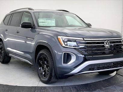 New 2026 Volkswagen Atlas Peak Edition
