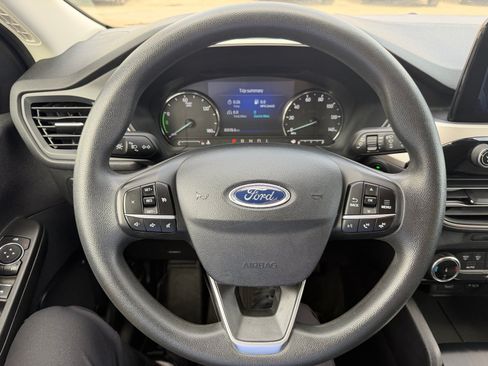 Used 2022 Ford Escape SE FWD image 27