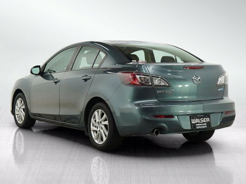 Used 2012 MAZDA MAZDA3 i Touring FWD image 3