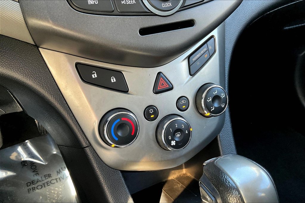 Used 2015 Chevrolet Sonic LT FWD image 15
