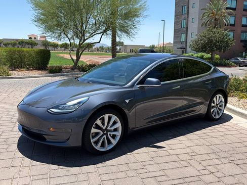 Used 2018 Tesla Model 3 Long Range RWD image 6