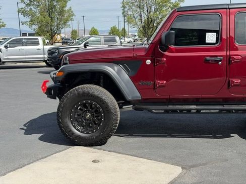 Used 2021 Jeep Wrangler Unlimited Sport AWD/4WD image 7