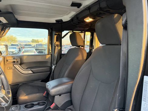 Used 2015 Jeep Wrangler Unlimited Sport w/ Quick Order Package 24S image 18