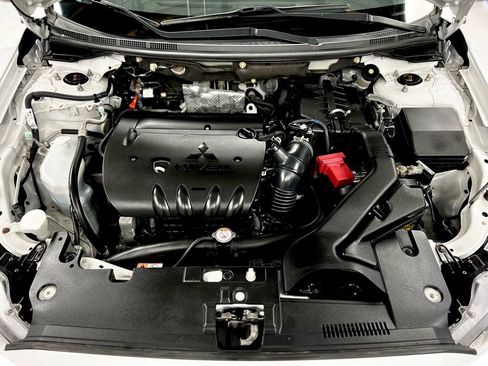 Used 2017 Mitsubishi Lancer ES image 38